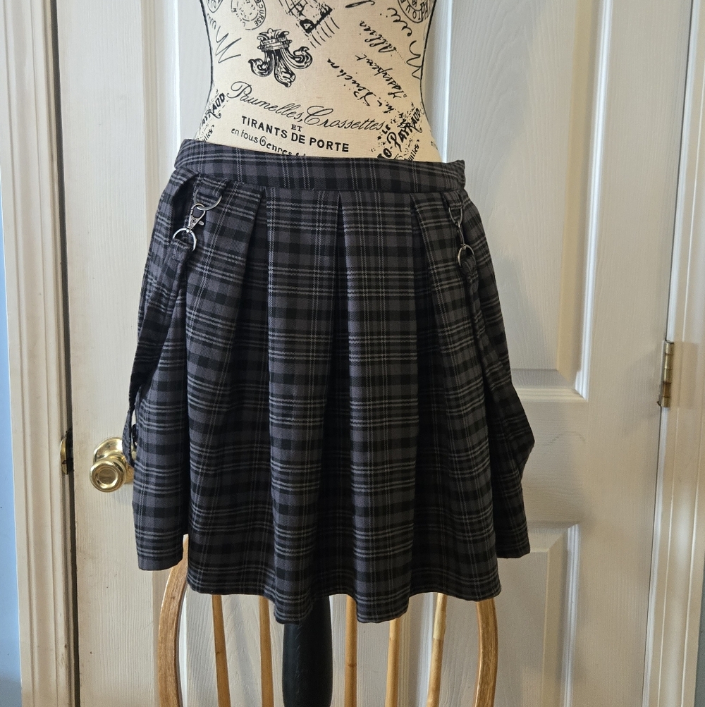 Hot Topic Black and Gray Plaid A-Line Skirt